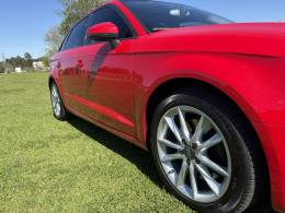 AUDI - A3 - 2014/2015 - Vermelha - R$ 89.900,00