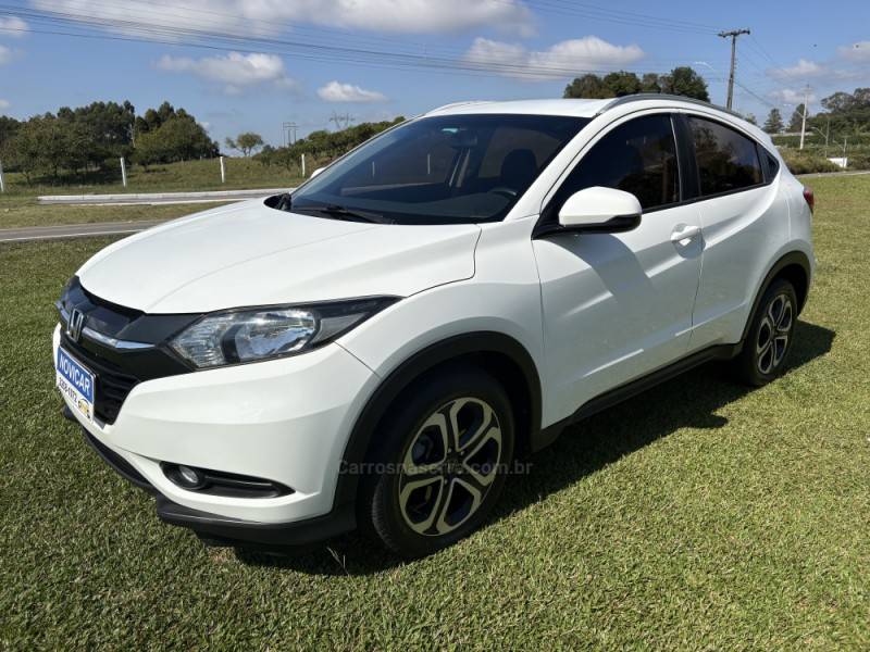 HONDA - HR-V - 2015/2016 - Branca - R$ 88.500,00