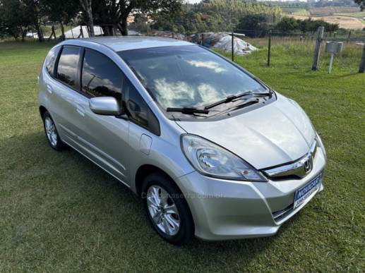HONDA - FIT - 2012/2013 - Prata - R$ 49.900,00