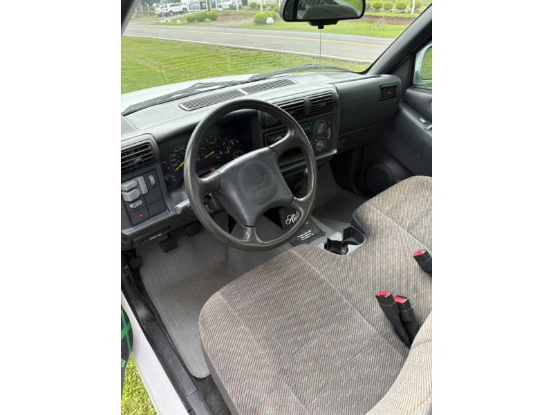 CHEVROLET - S10 - 1996/1996 - Branca - R$ 38.900,00