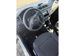 VOLKSWAGEN - GOL - 2017/2018 - Branca - R$ 48.900,00