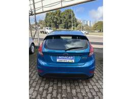 FORD - FIESTA - 2015/2016 - Azul - R$ 52.000,00