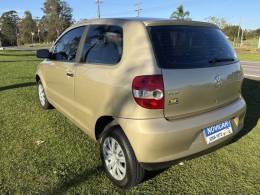 VOLKSWAGEN - FOX - 2004/2004 - Bege - R$ 23.500,00