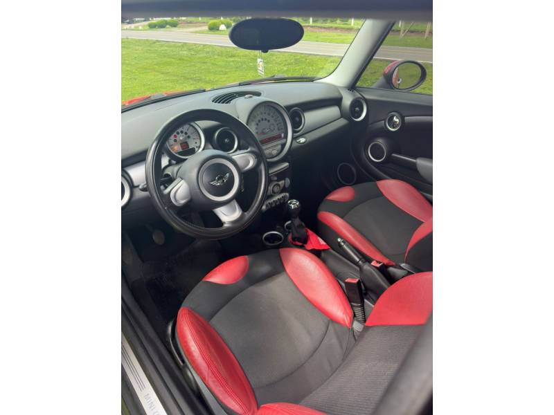 MINI - COOPER - 2009/2010 - Vermelha - R$ 65.000,00