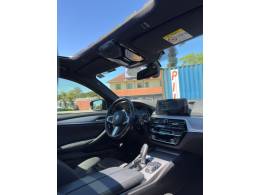 BMW - 530I - 2017/2017 - Cinza - R$ 190.000,00