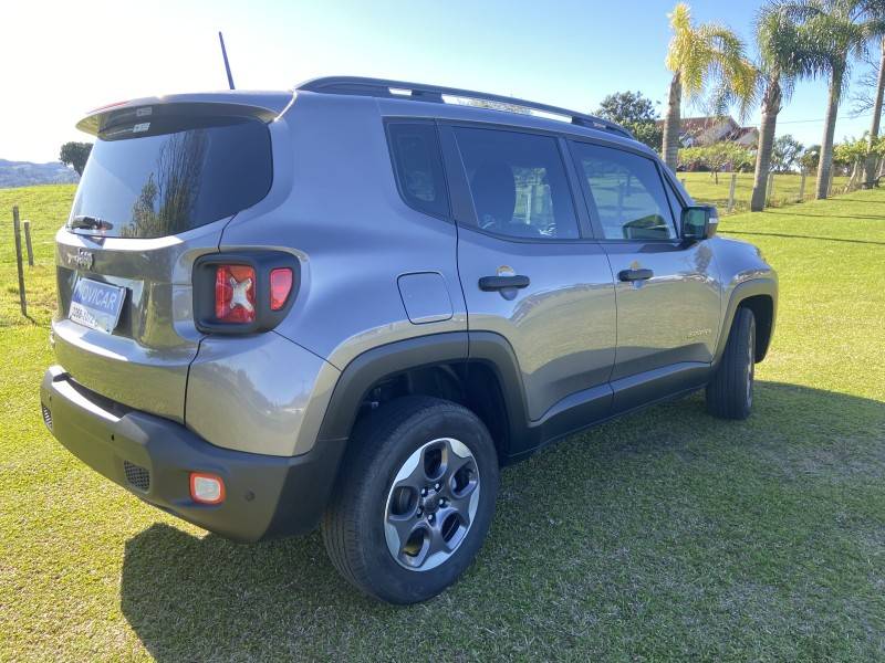 JEEP - RENEGADE - 2017/2018 - Cinza - R$ 86.000,00