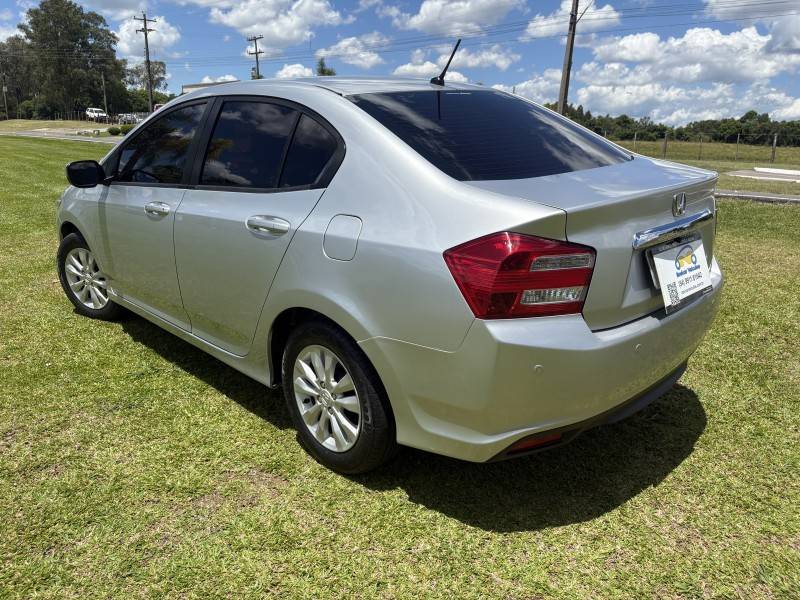 HONDA - CITY - 2012/2013 - Prata - R$ 54.000,00