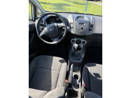 FORD - FIESTA - 2014/2015 - Branca - R$ 49.000,00