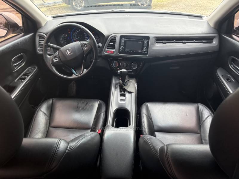 HONDA - HR-V - 2015/2016 - Branca - R$ 88.500,00