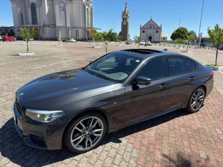 BMW - 530I - 2017/2017 - Cinza - R$ 190.000,00