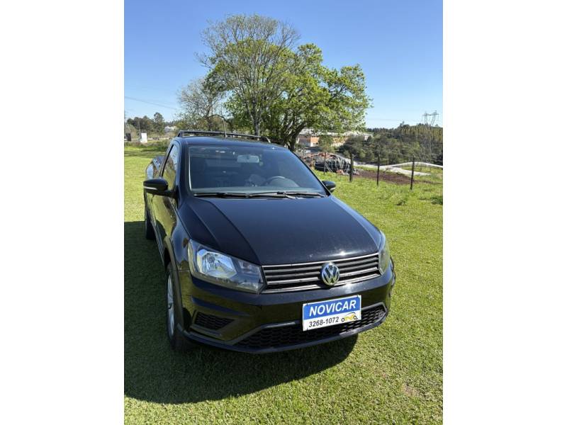 VOLKSWAGEN - SAVEIRO - 2017/2018 - Preta - R$ 59.900,00