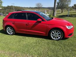 AUDI - A3 - 2014/2015 - Vermelha - R$ 89.900,00