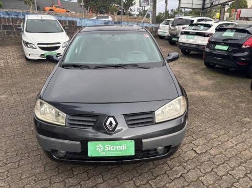 RENAULT - MÉGANE - 2006/2007 - Cinza - R$ 17.900,00
