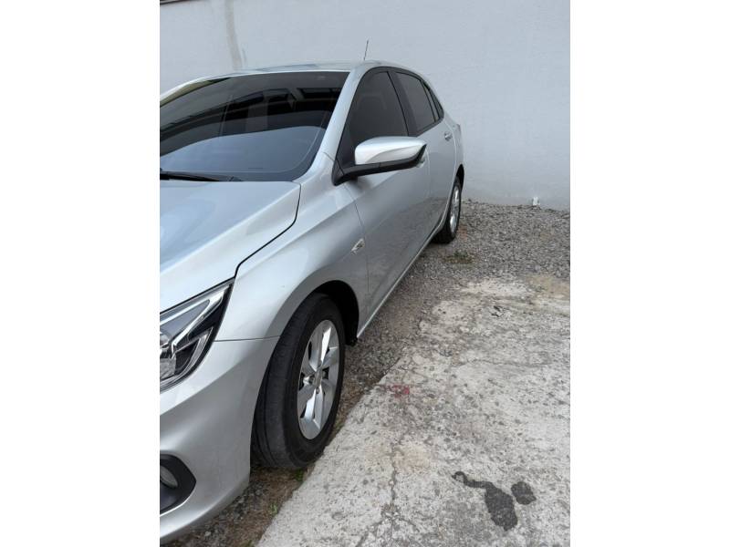CHEVROLET - ONIX - 2020/2020 - Prata - R$ 59.000,00