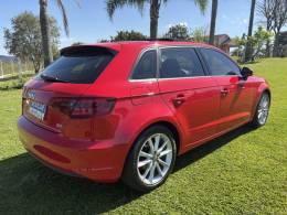 AUDI - A3 - 2014/2015 - Vermelha - R$ 89.900,00