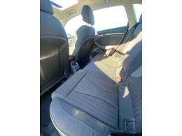 AUDI - A3 - 2013/2014 - Branca - R$ 84.000,00