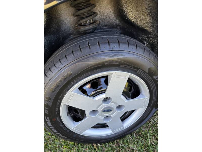 FORD - KA - 2010/2011 - Preta - R$ 24.900,00