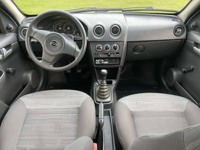 CHEVROLET - PRISMA - 2007/2008 - Prata - R$ 28.900,00