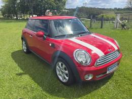 MINI - COOPER - 2009/2010 - Vermelha - R$ 65.000,00