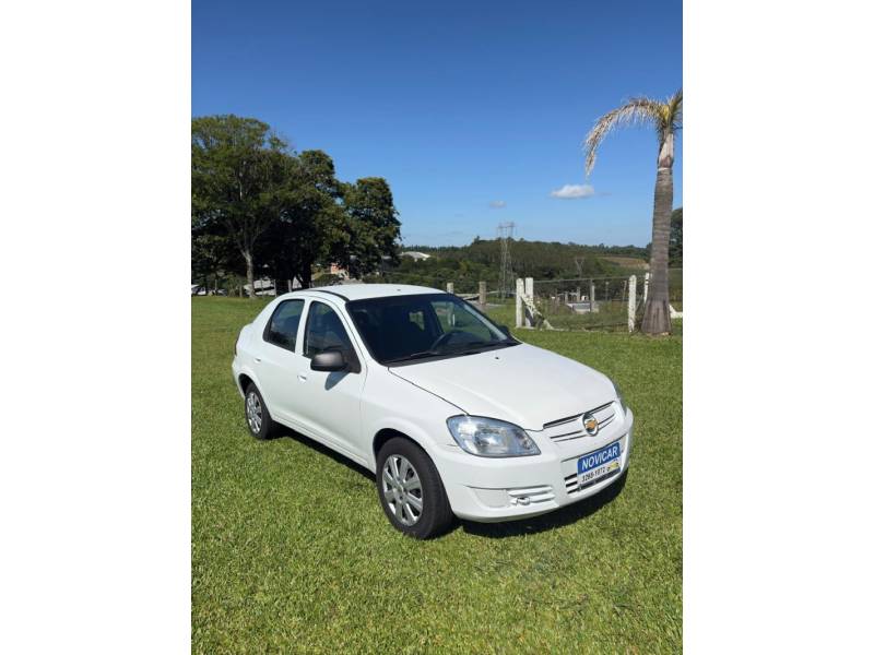 CHEVROLET - PRISMA - 2007/2008 - Branca - R$ 24.000,00
