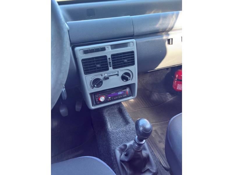 FIAT - FIORINO - 2010/2011 - Branca - R$ 39.000,00