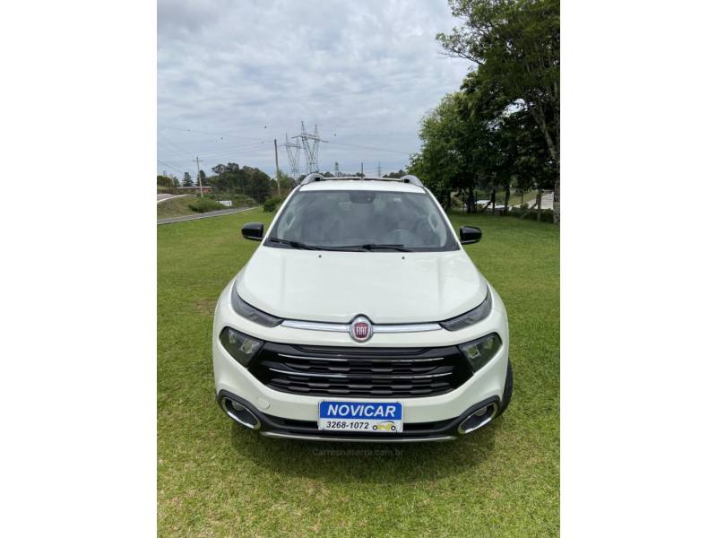 FIAT - TORO - 2017/2017 - Branca - R$ 89.000,00