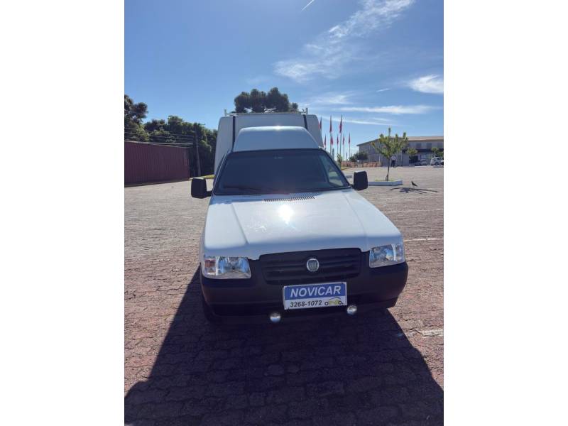 FIAT - FIORINO - 2010/2011 - Branca - R$ 39.000,00