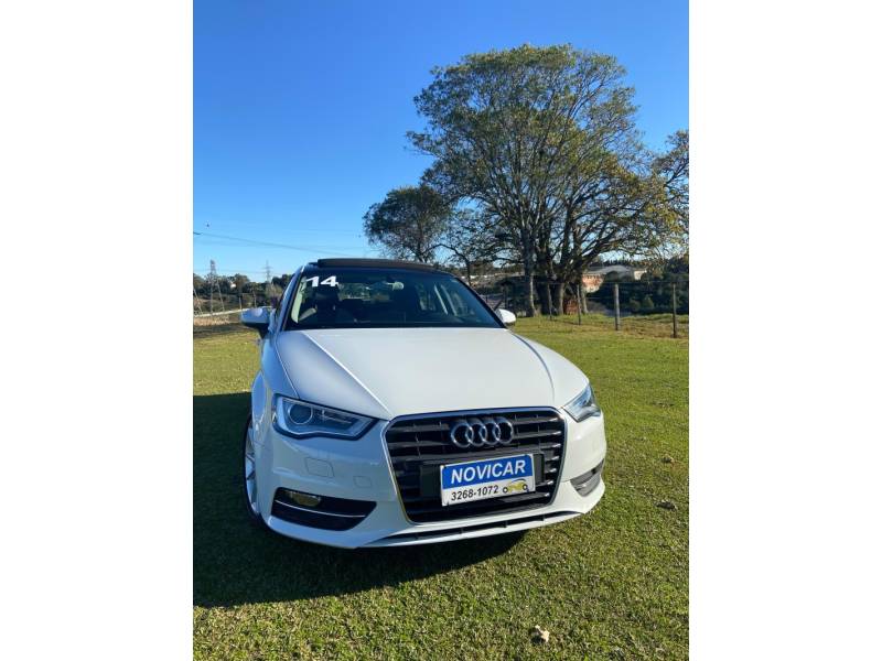 AUDI - A3 - 2013/2014 - Branca - R$ 84.000,00