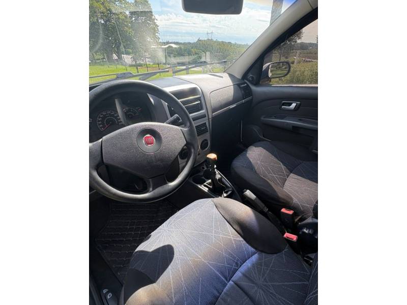 FIAT - SIENA - 2008/2009 - Branca - R$ 27.900,00