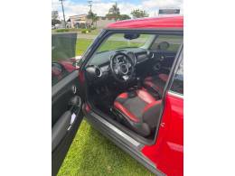 MINI - COOPER - 2009/2010 - Vermelha - R$ 65.000,00