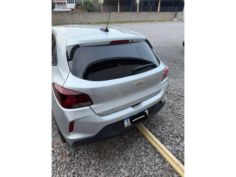 CHEVROLET - ONIX - 2020/2020 - Prata - R$ 59.000,00