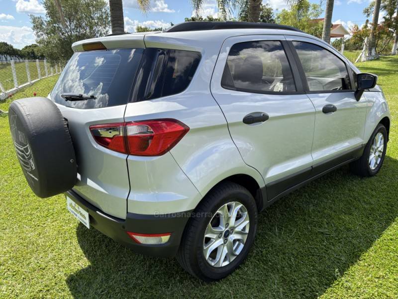 FORD - ECOSPORT - 2013/2014 - Prata - R$ 58.000,00