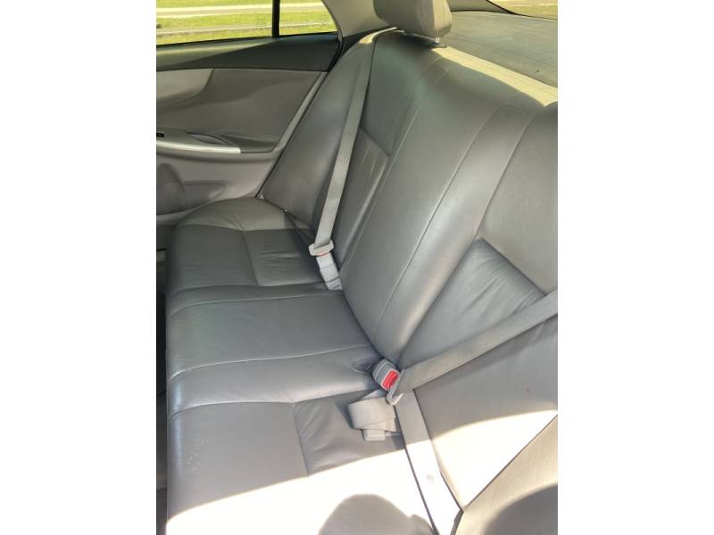 TOYOTA - COROLLA - 2013/2014 - Cinza - R$ 66.900,00