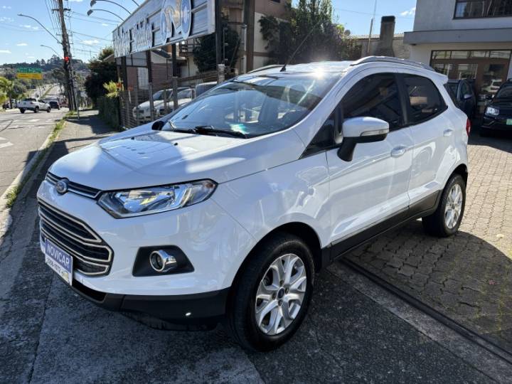 FORD - ECOSPORT - 2016/2017 - Branca - R$ 62.000,00