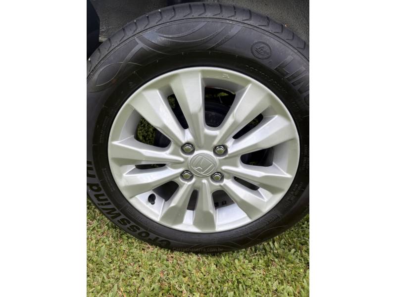 HONDA - CITY - 2012/2013 - Prata - R$ 55.900,00