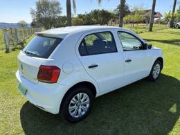 VOLKSWAGEN - GOL - 2017/2018 - Branca - R$ 48.900,00