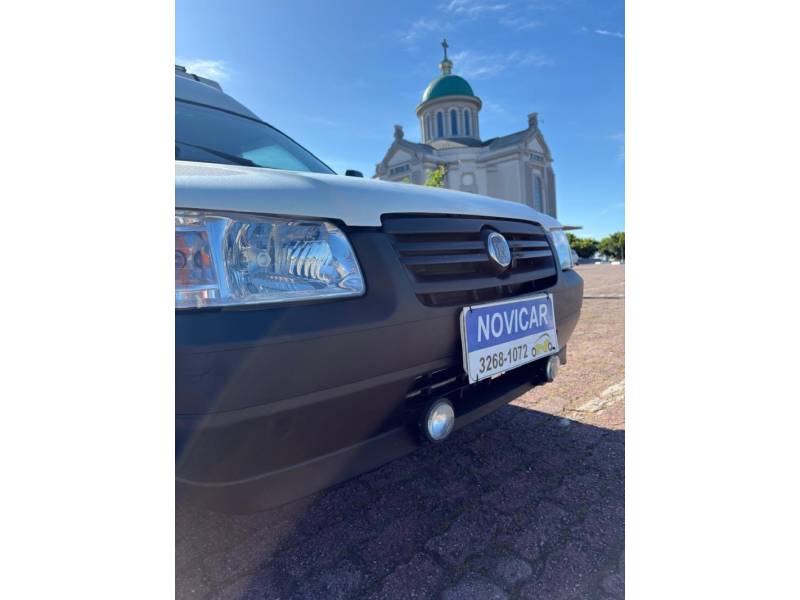 FIAT - FIORINO - 2010/2011 - Branca - R$ 39.000,00