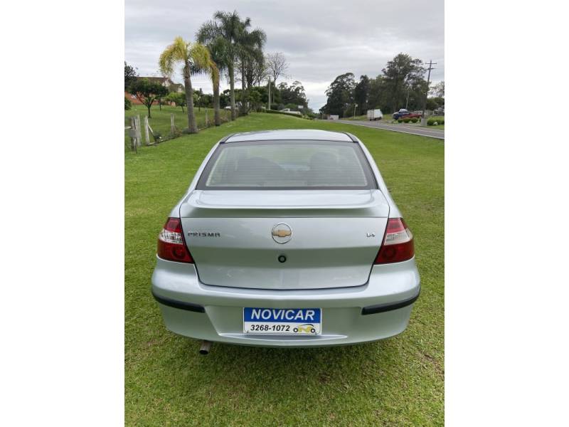CHEVROLET - PRISMA - 2007/2008 - Prata - R$ 28.900,00