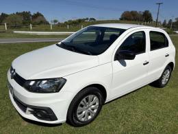 VOLKSWAGEN - GOL - 2017/2018 - Branca - R$ 48.900,00