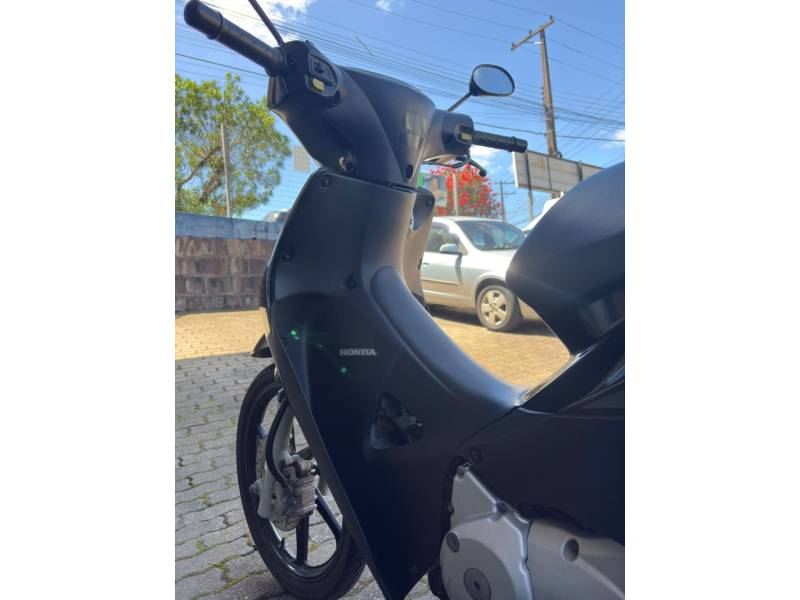 HONDA - BIZ 125 - 2008/2010 - Azul - R$ 11.500,00