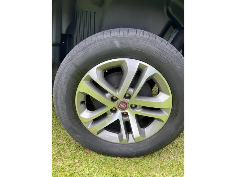 FIAT - TORO - 2017/2017 - Branca - R$ 89.000,00