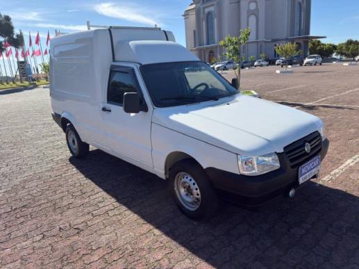 FIAT - FIORINO - 2010/2011 - Branca - R$ 39.000,00