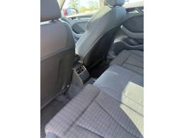 AUDI - A3 - 2014/2015 - Vermelha - R$ 89.900,00