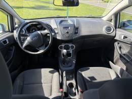 FORD - FIESTA - 2014/2015 - Branca - R$ 49.000,00