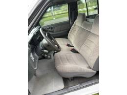 CHEVROLET - S10 - 1996/1996 - Branca - R$ 38.900,00