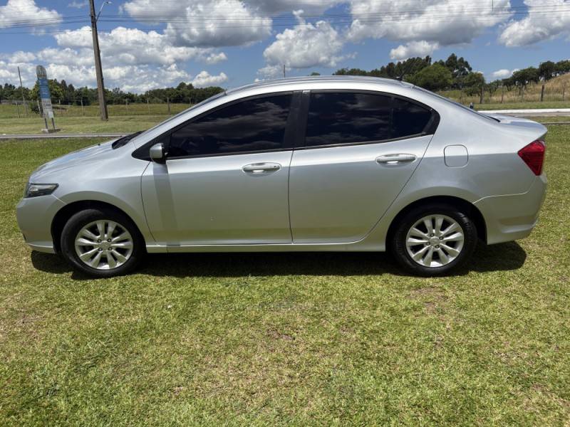 HONDA - CITY - 2012/2013 - Prata - R$ 55.900,00