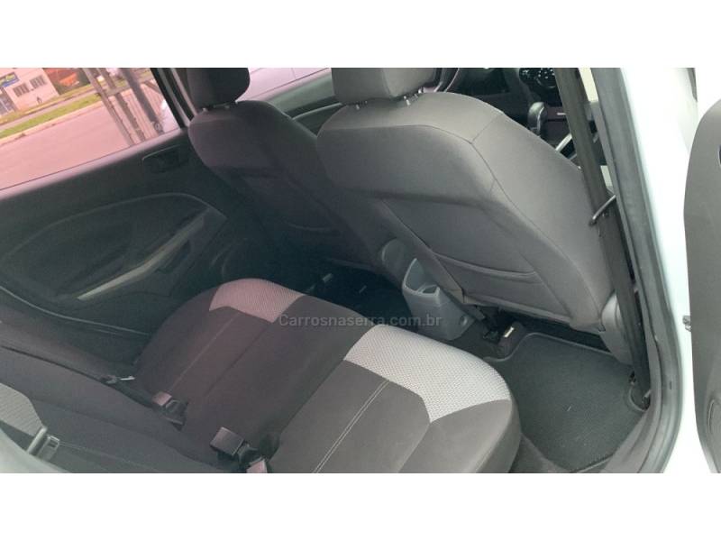 FORD - ECOSPORT - 2012/2013 - Branca - R$ 51.000,00