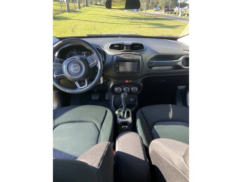 JEEP - RENEGADE - 2015/2016 - Preta - R$ 69.900,00