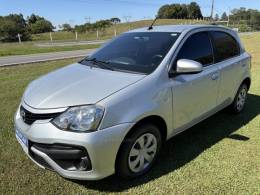 TOYOTA - ETIOS - 2017/2018 - Prata - R$ 59.900,00