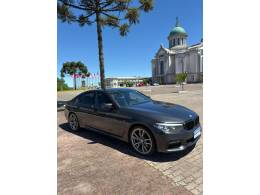 BMW - 530I - 2017/2017 - Cinza - R$ 190.000,00